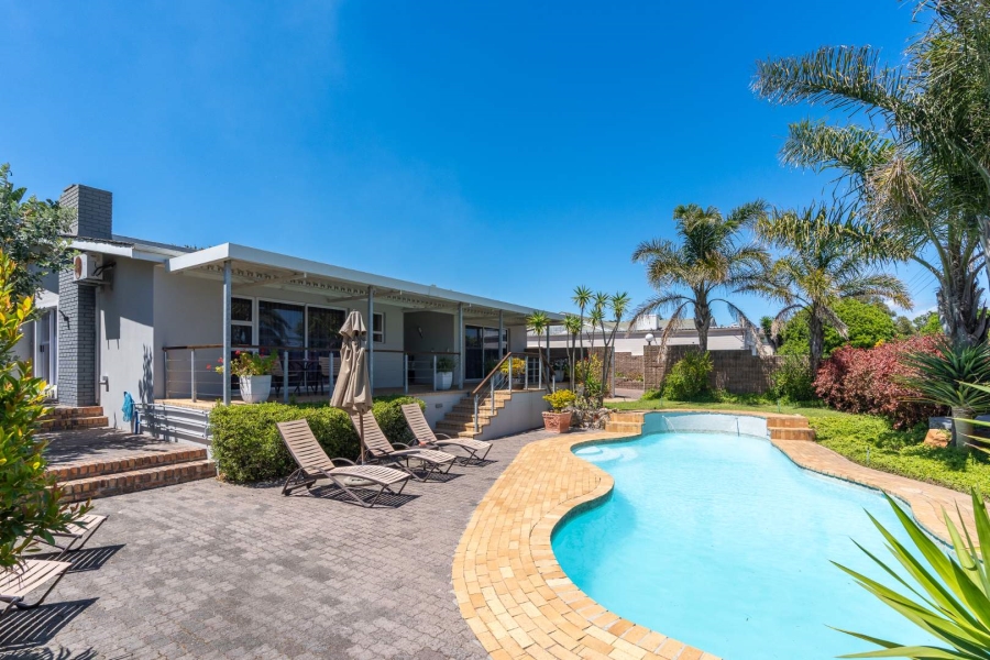 6 Bedroom Property for Sale in Milnerton Western Cape